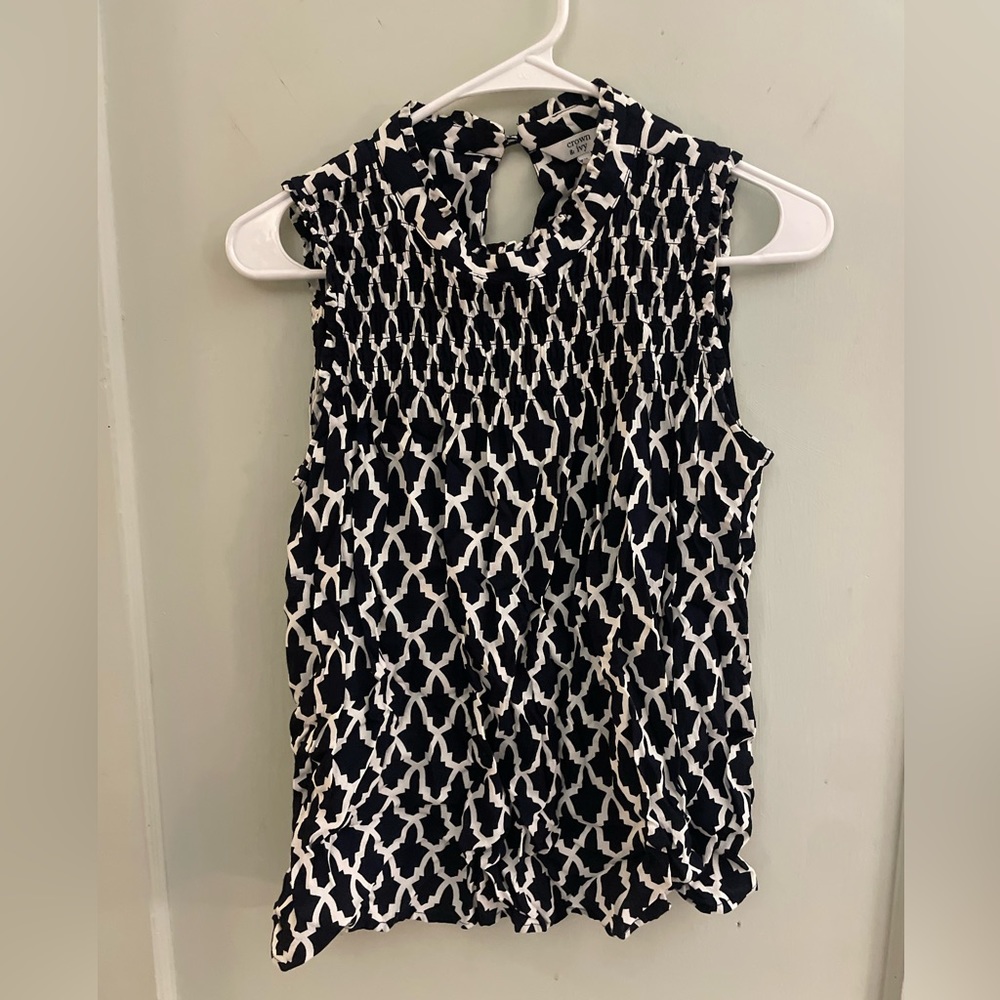 Womens shirt, black and white tank top.